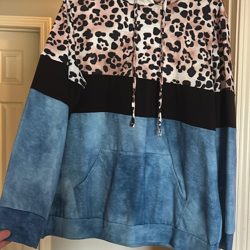 XL cheetah, black, and blue hoodie